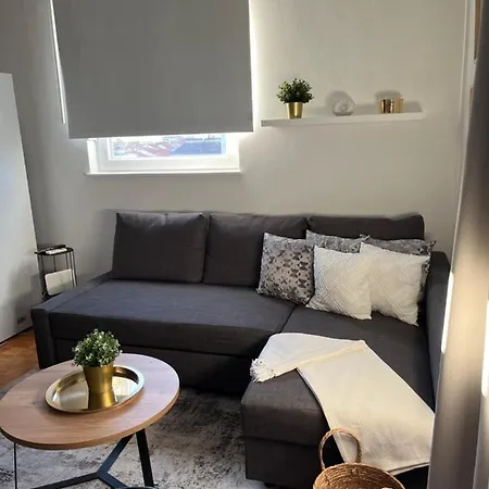 Apartman Mialu *