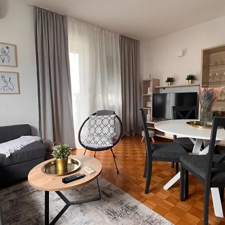 Vilmaris Daire Biograd Na Moru