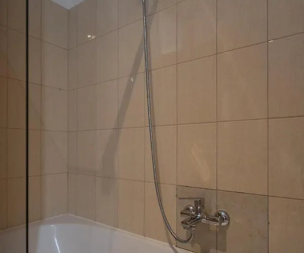 Vilmaris 비오그라드나모루